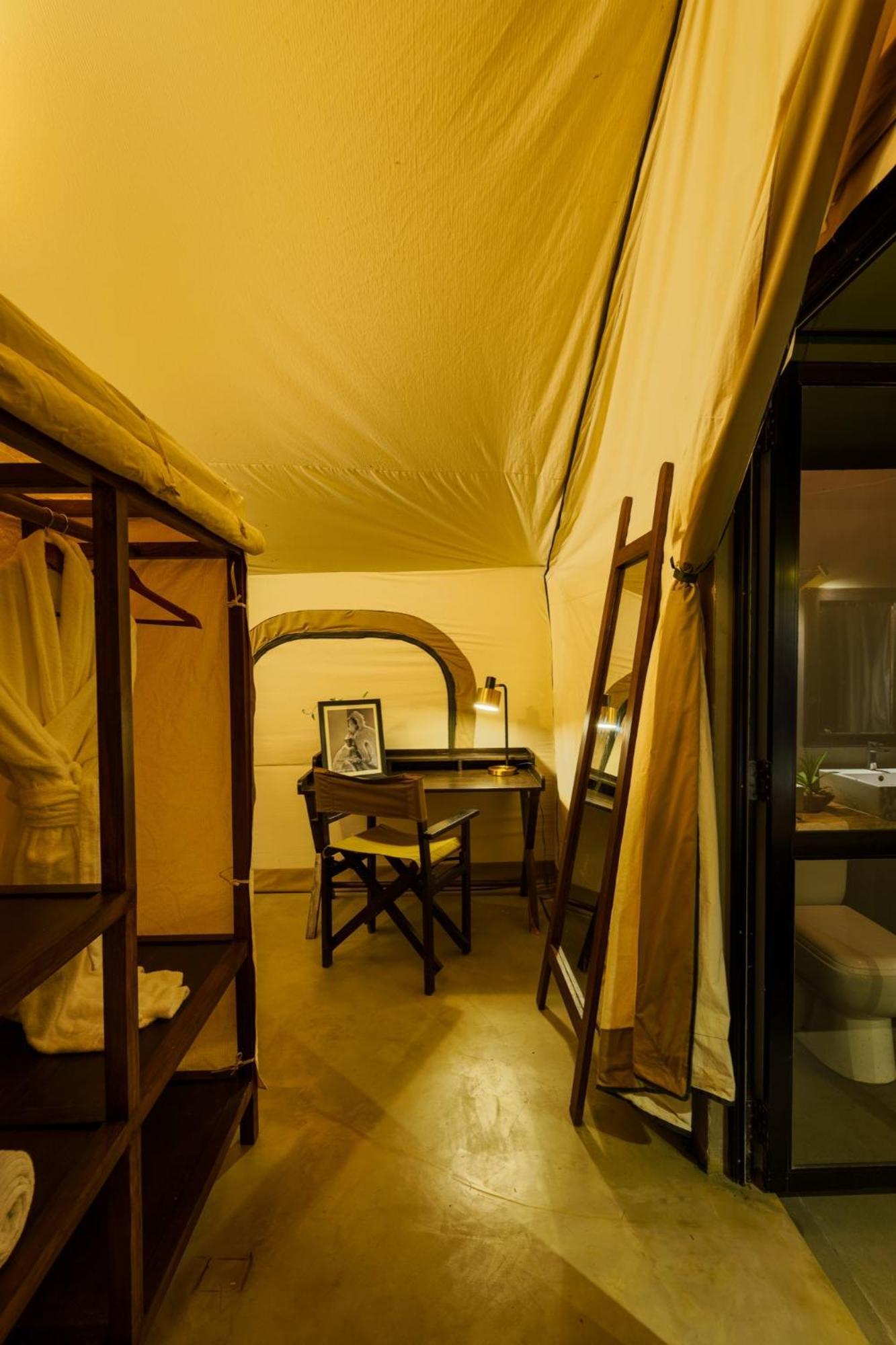 Makini Bush Camp, Yala Hotel Ngoại thất bức ảnh