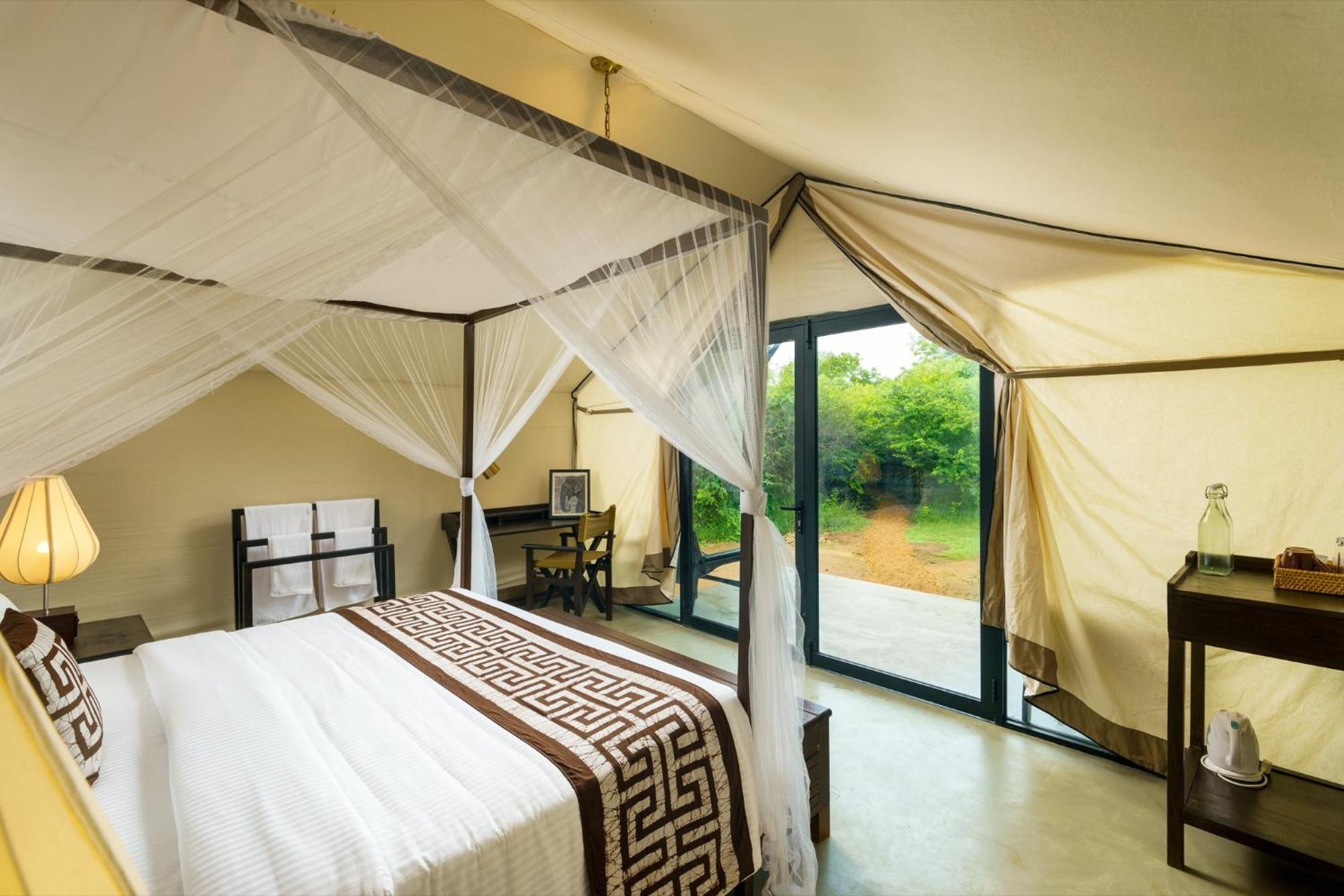 Makini Bush Camp, Yala Hotel Ngoại thất bức ảnh