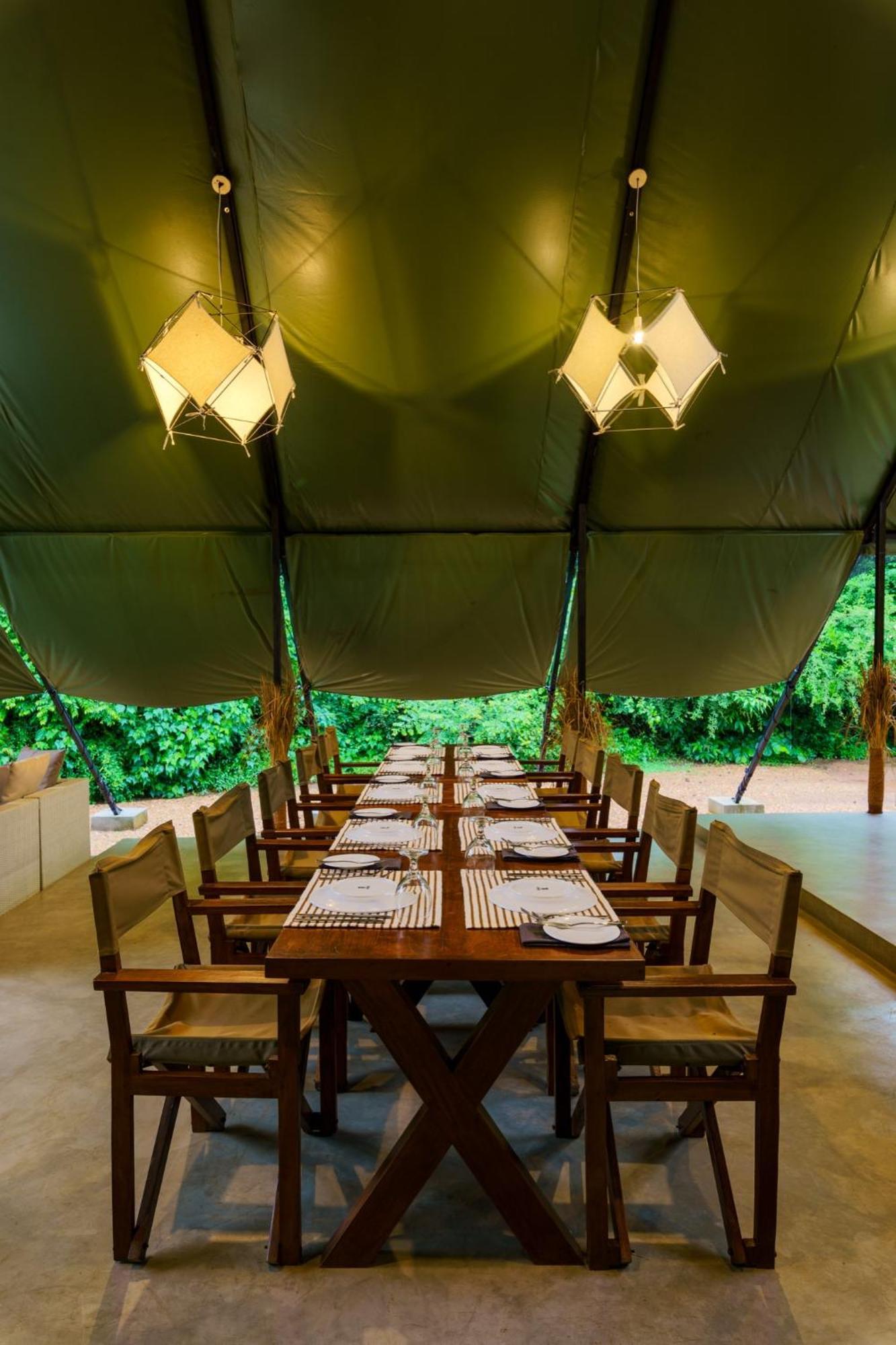 Makini Bush Camp, Yala Hotel Ngoại thất bức ảnh