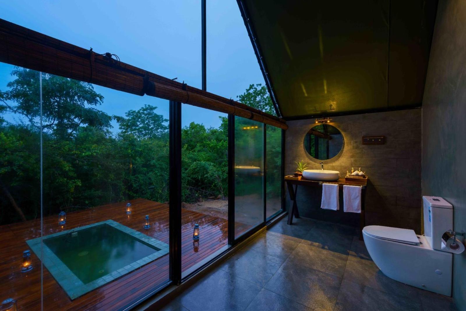 Makini Bush Camp, Yala Hotel Ngoại thất bức ảnh